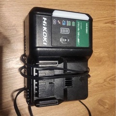HiKOKI 36V インパクトドライバー 充電器  バッテリー2個付きの画像