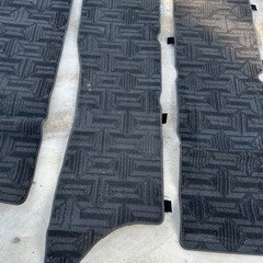 トヨタ　ハイエース　200系 GL用フロアマットの画像