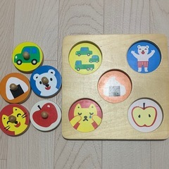 パズル　型はめ　木のおもちゃの画像