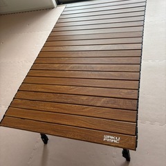 美品　　アウトドアテーブル
の画像
