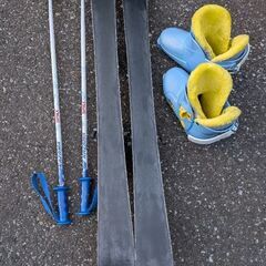 子供用　スキーセットの画像