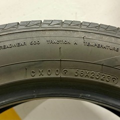 デリカD5　TOYOタイヤ225/55R18の画像