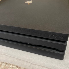 PS4  Pro　CUH-7200C 中古美品　ゲーム機本体の画像