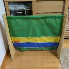 絵本ラック　絵本立ての画像