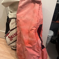 【0円】スリクソン　ゴルフバッグ【宅急便カバー付 】の画像
