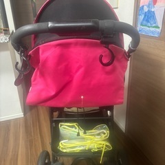 Aprica ベビーカーの画像