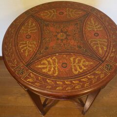 サイドテーブル　ハイテーブル　円型　象嵌　アンティーク風の画像