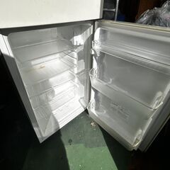 シャープ１３５L　２ドア冷蔵庫　SJ-14C　白色の画像