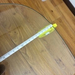 ガラスのテーブルの画像