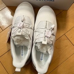 24cm 運動靴の画像