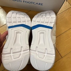 24cm 運動靴の画像