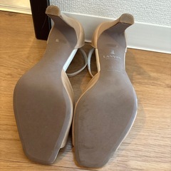 LANVIN ベージュ オープントゥ ハイヒールの画像
