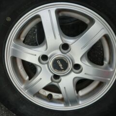 【大阪/直接手渡し限定！】軽トラ＆軽バン用♪・アルミホイール/１２インチ/ＰＣＤ１００・４本セット！・タイヤ２１年ブリヂストン製・ＬTタイヤ３～４分山【中古現状品】の画像