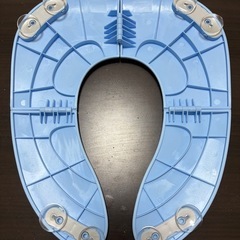 子供用折りたたみ補助便座ほぼ新品の画像