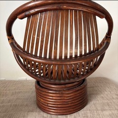 お取引中　回転式　アジアンチェアの画像