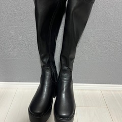 【未使用】ロングブーツ 22.5センチの画像