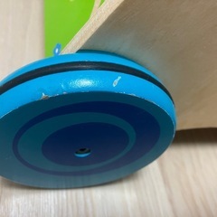 知育玩具付き　木製手押し車　の画像