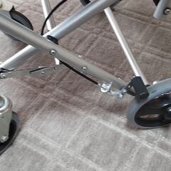 簡易車椅子の画像