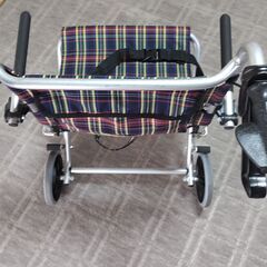 簡易車椅子の画像