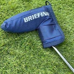 【初売り特売】BRIEFING パターカバー ネイビー BRG223GA6（使用2回の極美品）の画像