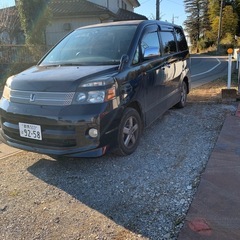 トヨタ　ウォクシー　車検　令和9年8月までの画像