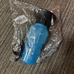 ペット　水飲み　給水ボトル　お散歩ウォーターボトル 携帯水筒の画像