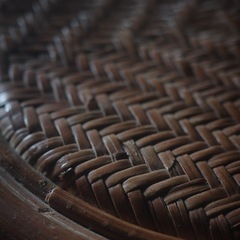 ラタンスツールの画像