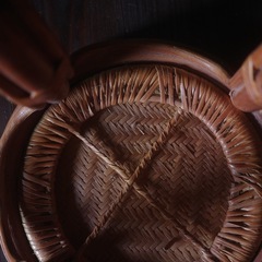 ラタンスツールの画像