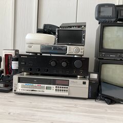 ☆彡 話早い方値下交渉可 遺品整理 お宝 宝探し まとめ売り 超激レア レトロ 当時物 昭和 骨董品 年代物 珍品 カメラ ビデオ モニター デッキ オーディオ DVD 電話 リモコン ナビ 家電 ポンプ リモコン ☆彡②の画像