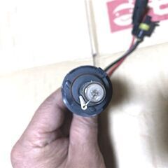HIDバルブ バーナー 55w 6000k HB4 中古です。 の画像