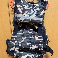 ダイワ　Daiwa フローティングベストの画像