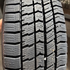 スタッドレス　ホイールセット　トヨタヴォクシー
の画像