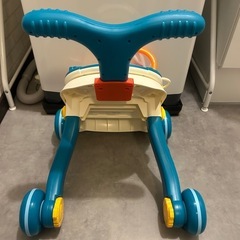 ベビー　歩行器　アクティビティテーブル　手押し車の画像