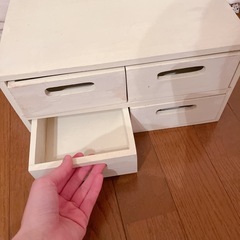 【お譲り先決定】ミニチェストの画像