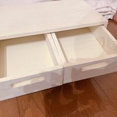 【お譲り先決定】ミニチェストの画像