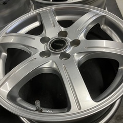 16インチホイール　5穴　PCD100
の画像