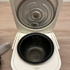 ニトリ　マイコン炊飯ジャーの画像