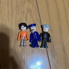 プラレール情景パーツ駅/トンネル/踏切/人形などの画像