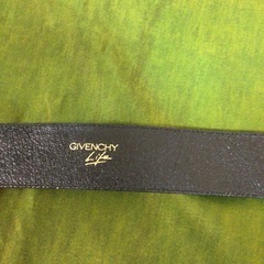 GIVENCHY革ベルトの画像