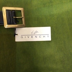 GIVENCHY革ベルトの画像