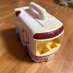 ぽぽちゃん　救急車の画像
