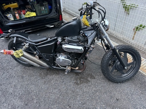 ホンダ　　マグナ250 チョッパー仕様