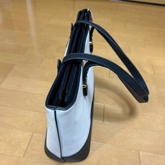 レディース　バッグの画像