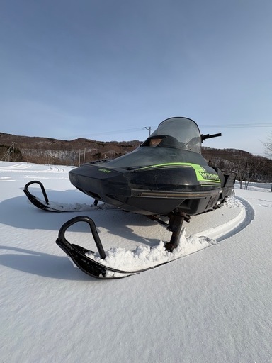 スノーモービル Arctic Cat  ツーリング