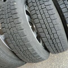 【大阪/直接手渡し限定！】冬用スタットレス/ほとんどの軽自動車対応(^^♪/１４インチアルミホイール・４.５Ｊ /ＰＣＤ１００・４本セット！・スタットレスタイヤ２２年（ダンロップ）製ウインターマックス ＷＭ０２・１５５/６５Ｒ１４・６～７分山【中古現状品】の画像