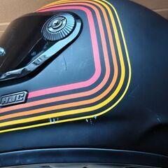 HJC V10 フォーニのヘルメットの画像