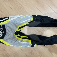 トライアルパンツの画像