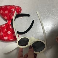ディズニーサングラス、カチューシャの画像