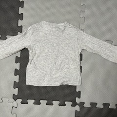 ミッキー長袖Tシャツ　75cmの画像