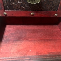 上品なジュエリーボックス　ご自宅まで配達しますの画像